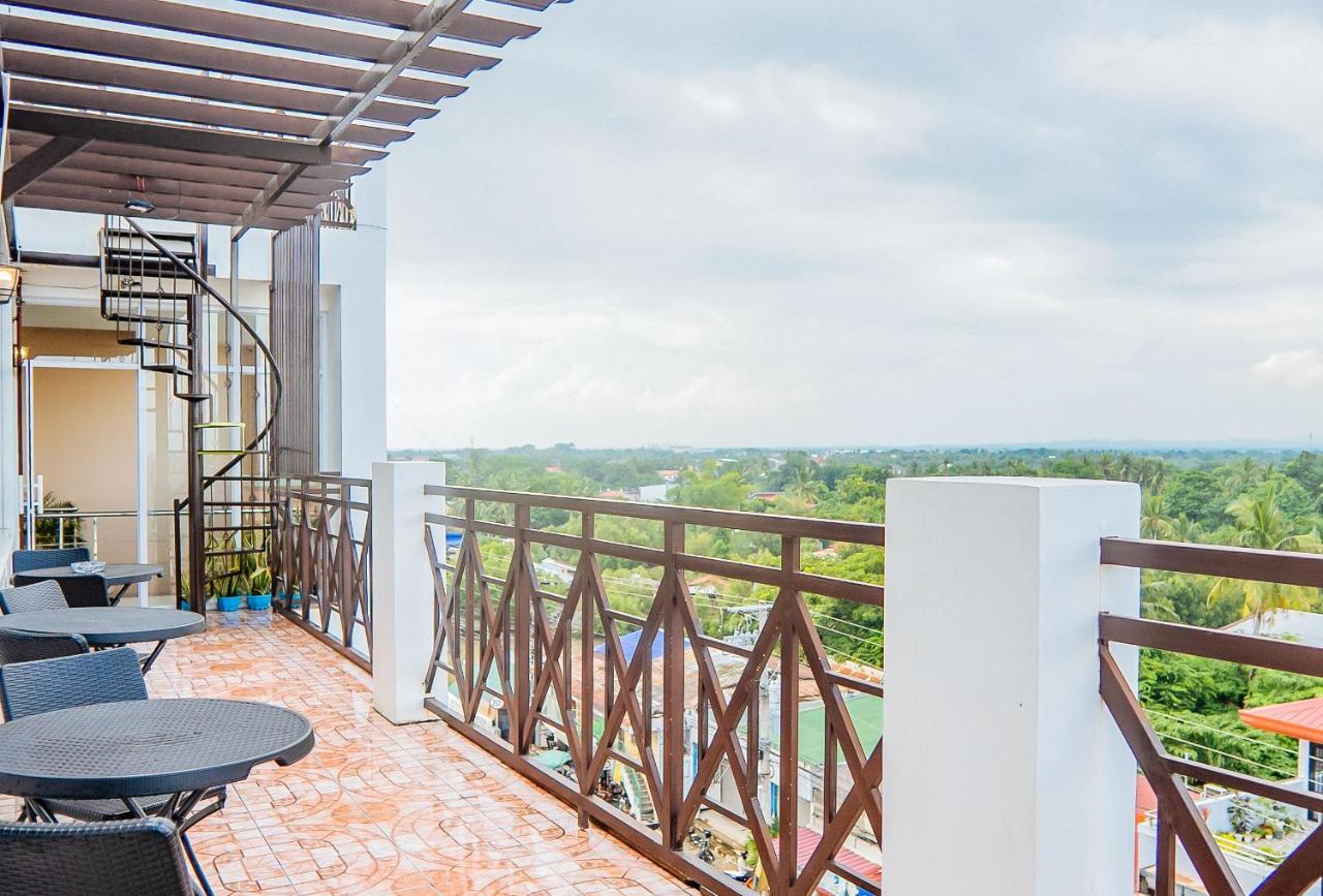 Reddoorz Plus @ Hotel Platinum Occidental Mindoro San Jose  Esterno foto