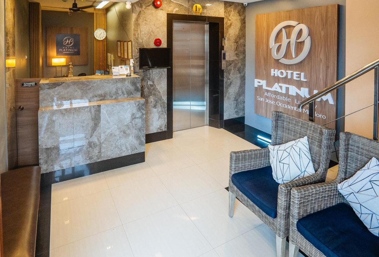 Reddoorz Plus @ Hotel Platinum Occidental Mindoro San Jose  Esterno foto