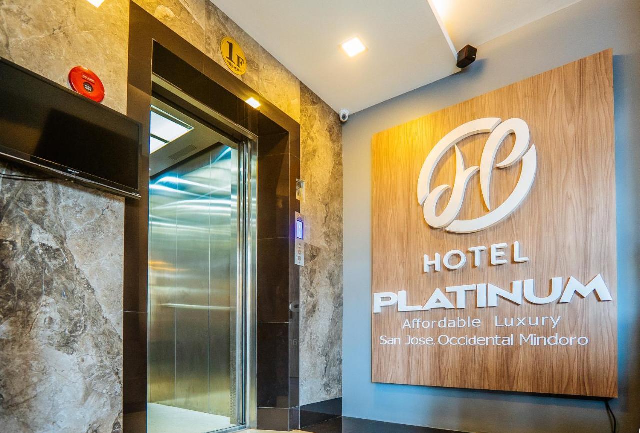 Reddoorz Plus @ Hotel Platinum Occidental Mindoro San Jose  Esterno foto
